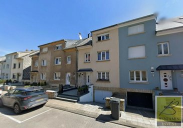 Maison spacieuse avec garage et jardin, située dans une rue calme, à proximité des écoles, crèches et supermarché.

La maison offre une surface totale d'environ 200m² pour une surface habitable d'environ 156 m².

Elle se compose comme suit :

Rez-de-chaussée :
Hall d'entrée
Séjour lumineux, ouvert
Cuisine moderne entièrement équipée avec ilôt
Salle à manger avec accès direct à la terrasse, ouverte sur la cuisine et le séjour
Jardin et terrasse

1er étage :
Hall
2 chambres à coucher
1 salle de bains (douche, double lavabo, WC)

2e étage 
Hall
2 chambres à coucher
1 salle de douche (douche, meuble lavabo, WC)
1 Bureau

Sous-sol
Garage pour 1 voiture + 1 emplacement extérieur devant le garage
Débarras / cave
WC Séparé
Buanderie / chaufferie
Accès au jardin et terrasse 

Elle a été rafraîchie entre 2020 et 2024 : nouvelle cuisine, nouveaux revêtements de sol, etc.

Pour tout complément d'information, n'hésitez pas à nous contacter par téléphone au 28 77 88 22.
Nous sommes également disponibles pour organiser des visites le samedi.

Nous sommes en permanence à la recherche de nouveaux biens à vendre (appartements, maisons et terrains à bâtir) pour nos clients acquéreurs.
N'hésitez pas à nous contacter si vous souhaitez vendre ou échanger votre bien : nous vous proposons une estimation gratuite.