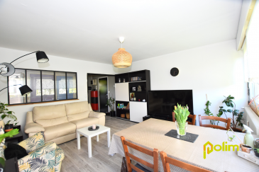Bel appartement F5 de 97m2 proche axe A31..  Appartement F5 comprenant : Hall d'entrée, cuisine équipée, salon/séjour en accès balcon, 4 chambres, salle de bains, WC, un débarras. Cave, place de parking sécurisée et couverte. Idéal primo accédant à voir sans tarder !!!
 Les informations sur les risques auxquels ce bien est exposé sont disponibles sur le site Géorisques : www.georisques.gouv.fr