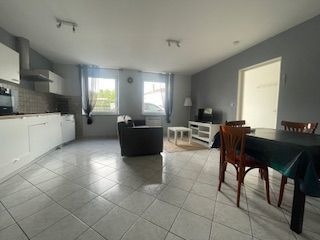 En exclusivité

Thionville-  Garche: Appartement 2 pièces rdc meublé de 49.95 m² comprenant: entrée, cuisine équipée, salon, une salle de douche avec WC, une chambre, un cellier

Stationnement devant l'appartement

Chauffage électrique

Appartement vendu loué en  meublé
Fin de bail : 16/12/2025
Loué 640 € (Loyer: 600 €/Charges: 40 € ( eau, ordures ménagères)

Montant des dépenses théoriques annuelles d'énergie : entre 1 130 euros et   1 590 euros  par an pour un usage standard abonnement compris

Date de réalisation du DPE : 14/04/ 2025
DPE : E consommation énergétique : 290/kwh/m²/an           
GES :  B 9 kgCO2/m²/an
Prix moyens des énergies indexés au 1 er janvier 2021-2022-2023

Renseignements: 07 61 27 50 82- 06 19 98 21 23


Les informations sur les risques auxquels ce bien est exposé sont disponibles sur le site Géorisques 

Honoraires charge vendeur

Bien soumis au statut de la copropriété
Nombre de lots : 6
Charges annuelles : 600 €
Syndic bénévole