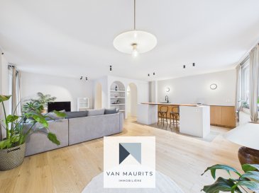L'appartement est situé au RDC d'une résidence très bien entretenue (380, rue de rollingergrund) et construite en 2007. Cet appartement deux chambres de ± 100 m² habitables en excellent état offre un cadre de vie idéal, avec une proximité immédiate au cœur de la ville. Rénové en 2020 par un architecte, il est composé comme suit :

Le hall d'entrée de ± 12 m² dessert une agréable pièce de vie de ± 47 m², comprenant le séjour avec la salle à manger et la cuisine ouverte complètement équipée. Cette dernière est aménagée avec soin et possède un grand îlot central. L'espace nuit se compose d'une première chambre de ± 11 m², et d'une salle de douche de ± 3m² (avec lavabo et douche à l'italienne). Un WC séparé et la chambre parentale avec salle de bain privative de ± 20 m² ainsi que dressing sur mesure.

En sous-sol, vous profiterez d'une cave privative de ± 4 m², d'un emplacement de parking et d'une buanderie commune.

Détails complémentaires :

- Appartement spacieux ± 100m²
- Rénovation totale en 2020 par architecte
- Pièce de vie spacieuse
- Nombreux espaces de rangement
- Charges de copropriétés ± 350 EUR/mois
- Jardin commun
- Cave privative et emplacement de parking
- CPE : E-E
- Idéalement situé, il offre un accès direct à toutes les commodités : commerces, écoles, crèches, université, hôpital, restaurants, centre sportif et clubs, ainsi que bus, parking public, pistes cyclables et chemins de randonnées. Les connexions autoroutières sont également rapides et faciles.

Agent responsable : Julien Bastin  
Tél. : +352 661 776 777  
E-mail : julien@vanmaurits.lu