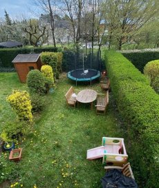 PLM Immobilière & Gestion du Patrimoine vous propose à la location un appartement 3 chambres au coeur du quartier du Kirchberg.

Situé dans un quartier calme et résidentiel, cette petite copropriété de seulement deux unités est idéalement située à seulement quelques minutes à pied de l’école européenne.

Situé au premier étage, ce spacieux appartement se compose comme suit :
Un hall d’entrée avec de grands placards intégrés, une cuisine séparée d’environ 16m² entièrement équipée avec de l’électroménager haut de gamme, un spacieux living de 39m² agrémenté d’un balcon donnant à l’arrière de la résidence, trois chambres à coucher (12,6m², 12,6m² et 9,5m²), une salle de bain lumineuse ainsi qu’une salle de douche séparée. 
L’appartement bénéficie d’équipements domotiques (contrôle du chauffage, ouverture des volets, éclairage).

L’appartement dispose d’un jardin privatif à l’arrière de la copropriété.

L’appartement offre également en annexe, au rez-de-chaussée de l’immeuble, plusieurs pièces de stockage / rangement avec fenêtres donnant accès au jardin.

Deux grands garages équipés d’une prise de chargement privative pour véhicules électriques, et d’un espace buanderie complète cet appartement. Il est également possible de garer deux véhicules devant les garages. 

Chaudière individuelle au gaz.

La copropriété ne dispose pas d’ascenseur.

Avance sur charges : 100,- euros
Loyer : 3.000,- euros :

Disponibilité : à convenir, à partir de juin 2023

N'hésitez pas à contacter Emmanuelle Dominguez +352 661995562 ou par e-mail info@plm-immo.lu pour toute question.


