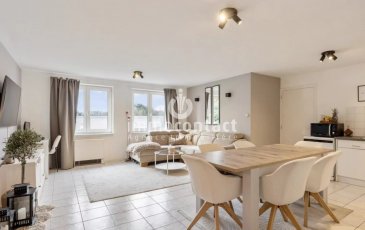 L'agence immobilière Immo-Contact vous propose ce magnifique appartement de +/− 65m² situé à Remich.

Situé dans un environnement recherché et agréable, à proximité immédiate de la Moselle, cet appartement séduit par sa luminosité et son agencement fonctionnel,  un atout rare dans le secteur.
Il bénéficie d’une situation particulièrement avantageuse, offrant un accès rapide aux transports en commun, aux commerces ainsi qu’aux principaux axes routiers, tout en profitant d’un environnement verdoyant.
Ce bien représente une excellente opportunité, aussi bien pour une résidence principale que pour un investissement.

L'appartement, au 1er étage, se compose comme suit :

- Pièce de vie comprenant espace salle à manger et salon
- Cuisine équipée ouverte sur pièce de vie
- 2 chambres à coucher
- Salle de bains avec baignoire et fenêtre
- WC séparé

Une place de parking intérieur, une cave et une buanderie en commun viennent compléter ce bien.

À savoir :
- Aucun travaux à prévoir
- Disponibilité immédiate

Visites possibles en semaine et le samedi.

Pour toutes informations contactez-moi au +352 26 311 992.

Estimation de votre bien (sous 48h), contactez nous +352 26 311 992 ou sur info@immocontact.lu.*

 ---------- 
The estate agency Immo-Contact is pleased to present this magnificent flat of approximately 65m² located in Remich.

Situated in a sought-after and pleasant neighbourhood, right next to the Moselle, this flat is a real gem thanks to its brightness and practical layout – a rare find in the area.
It enjoys a particularly convenient location, offering quick access to public transport, shops and major roads, whilst benefiting from a green, leafy setting.
This property represents an excellent opportunity, whether as a main residence or an investment.

The first-floor flat comprises:

- Living area comprising a dining area and lounge
- Fitted kitchen opening onto the living area
- 2 bedrooms
- Bathroom with bath and window
- Separate toilet

An indoor parking space, a cellar and a shared laundry room complete this property.

Please note:
- No work required
- Available immediately

Viewings available during the week and on Saturdays.

For further information, please contact me on +352 26 311 992.

For a valuation of your property (within 48 hours), please contact us on +352 26 311 992 or at info@immocontact.lu.*