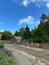 ?? TERRAINS À VENDRE ? JUNGLINSTER

?? Opportunité d'investissement dans un cadre résidentiel calme et recherché.

?? Parcelles disponibles :
? 8,42 ares
? 3,16 ares
? 4,18 ares
? 11,86 ares
? 7,97 ares
? 3,06 ares
? 2,60 ares
? 5,95 ares

?? Terrains pour maisons unifamiliales
?? Plans inclus
?? Sans contrat de construction
?? Environnement verdoyant

?? Contact Vente :
Mme Jenai Yasrin
?? 621 216 818
?? Contact@wki.lu

? Idéal pour votre futur projet de vie ou investissement