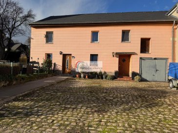 IMMO EXCELLENCE vous propose en exclusivité cette maison d'habitation pleine de potentiel, offrant une surface habitable d'environ 100 m² et une surface utile totale d'environ 219 m², implantée sur un magnifique terrain de 9,50 ares.

Située dans le paisible village de Hagelsdorf, au sein de la commune de Biwer (canton de Grevenmacher), cette propriété séduit par son cadre verdoyant et sa proximité avec Luxembourg-Ville, accessible en seulement 15 minutes.

La maison se compose comme suit : Au rez-de-chaussée vous trouvez  : Un hall d'entrée  (5,55 m²) qui mène vers une belle cuisine équipée (12,17 m²), installée en 2019 et agrémentée d'une armoire encastrée.

Le niveau comprend également une salle de douche (1,15 m²), une chaufferie avec buanderie (11,10 m²), un W.C. séparé (1,82 m²), ainsi qu'un débarras de même dimension.

Une grande pièce (33,66 m²), actuellement utilisée comme espace de rangement, offre de belles perspectives d'aménagement (atelier, salon, ou extension du séjour).

Un séjour convivial (11,99 m²) et un tour d'escalier (2,07 m²) complètent ce niveau.

Au premier étage vous trouvez : Un palier (3,47 m²), une spacieuse chambre à coucher (17,80 m²), un bureau sinon une chambre d'appoint (10,29 m²), un séjour supplémentaire (17,07 m²), une seconde chambre à coucher (16,97 m²).

La propriété dispose de nombreuses annexes, idéales pour le rangement ou les loisirs, d'une cave (7,42 m²), d'un garage (20,50 m²) d'une grange (18,39 m²), d'une annexe (4,89 m²), d'un grenier aménageable (41,11 m²), d'une terrasse (11,65 m²), ainsi que de six emplacements extérieurs.

Le jardin arboré et spacieux, est parfait pour les moments de détente en plein air.

Les fenêtres sont partiellement équipées de double vitrage. La chaudière BROETSCHE ainsi que la cuisine datent de 2019,

Des travaux de rénovation importants sont à prévoir, permettant de personnaliser la maison selon vos goûts et vos besoins.

Hagelsdorf, est un charmant petit village de la commune de Biwer, et se situe à proximité immédiate de toutes les commodités (écoles, commerces, transports).

Vous profitez ainsi d'un environnement calme et verdoyant, tout en restant à seulement 15 minutes du centre-ville de Luxembourg.

Un bien à fort potentiel

Cette maison combine charme, volume et authenticité, tout en offrant de multiples possibilités d'aménagement. 

Elle conviendra parfaitement à une famille recherchant un cadre de vie paisible à proximité de la capitale.


IMMO EXCELLENCE bietet Ihnen exklusiv dieses charaktervolle Wohnhaus mit viel Potenzial an.

Das Haus verfügt über eine Wohnfläche von ca. 100 m² sowie eine Nutzfläche von insgesamt ca. 219 m² und befindet sich auf einem wunderschönen Grundstück von 9,50 Ar.

Gelegen im ruhigen Dorf Hagelsdorf, in der Gemeinde Biwer (Kanton Grevenmacher), besticht diese Immobilie durch ihre grüne Umgebung und ihre Nähe zur Stadt Luxemburg, die in nur 15 Minuten erreichbar ist.

Die Raumaufteilung ist wie folgt : Im Erdgeschoss befindet sich : Ein einladender Eingangsbereich (5,55 m²), eine voll ausgestattete Küche (12,17 m²), die 2019 installiert wurde und über einen praktischen Einbauschrank verfügt. 

Ebenfalls auf dieser Ebene befinden sich eine Dusche (1,15 m²), der Heizraum mit Waschküche (11,10 m²), ein separates WC (1,82 m²) sowie ein Abstellraum gleicher Größe.

Ein großer Raum (33,66 m²), derzeit als Abstellfläche genutzt, bietet vielseitige Gestaltungsmöglichkeiten, beispielsweise als Atelier, Wohnraum oder Erweiterung des Wohnzimmers.

Ein gemütliches Wohnzimmer (11,99 m²) sowie das Treppenhaus (2,07 m²) runden das Erdgeschoss ab.

Im Obergeschoss befindet sich : Ein Vorraum (3,47 m²), ein großzügiges Schlafzimmer (17,80 m²), ein Büro oder Gästezimmer (10,29 m²), ein weiteres Wohnzimmer (17,07 m²) sowie ein zweites Schlafzimmer (16,97 m²).

Die Immobilie verfügt ausserdem über einen Keller (7,42 m²), eine Garage (20,50 m²), eine Scheune (18,39 m²), ein Anbau (4,89 m²), ein Dachboden (41,11 m²), eine terrasse (11,65 m²), sowie 6 Aussenstellplätze.

Der große, begrünte Garten lädt zu erholsamen Stunden im Freien ein und bietet ausreichend Platz für Kinder, Gartenliebhaber oder gemütliche Sommerabende.

Die Fenster sind teilweise mit Doppelverglasung ausgestattet, der Heizkessel ist von der Marke BROETSCHE (2019), die Einbauküche ist ebenfalls aus dem Jahr 2019.

Es sind Renovierungsarbeiten erforderlich, um das Haus nach individuellen Vorstellungen zu gestalten

Hagelsdorf, ein charmantes Dorf der Gemeinde Biwer,  und liegt in unmittelbarer Nähe zu allen wichtigen Einrichtungen des täglichen Bedarfs (Schulen, Geschäfte, öffentliche Verkehrsmittel).

Hier genießen Sie Ruhe und Natur, ohne auf die Nähe zur Hauptstadt verzichten zu müssen. Luxemburg-Stadt ist nur 15 Minuten entfernt.

Ein Objekt mit großem Potenzial

Dieses Haus vereint Charme, Raumangebot und Authentizität und bietet vielfältige Gestaltungsmöglichkeiten.

Es ist die ideale Wahl für eine Familie, die ein ruhiges und grünes Zuhause in Nähe zur Stadt Luxemburg sucht.


IMMO EXCELLENCE is pleased to present exclusively this characterful family home with great potential.

The property offers a living area of approximately 100 m² and a total usable area of around 219 m², set on a beautiful plot of 9.50 ares.

Located in the peaceful village of Hagelsdorf, in the municipality of Biwer (Canton of Grevenmacher), this property impresses with its green surroundings and its proximity to Luxembourg City, which can be reached in just 15 minutes.

On the ground floor of this house you will find : An inviting entrance hall (5.55 m²), a beautifully equipped kitchen (12.17 m²) installed in 2019 and featuring a built-in cabinet.

This level also includes a shower room (1.15 m²), a boiler room with laundry area (11.10 m²), a separate toilet (1.82 m²), and an additional storage room of the same size.

A large multipurpose room (33.66 m²), currently used as storage, offers excellent potential for conversion, for example, into a studio, living area, or an extension of the main lounge.

A cozy living room (11.99 m²) and a staircase area (2.07 m²) complete the ground floor.

On the first floor you will find : A small landing (3.47 m²), a spacious bedroom (17.80 m²), an office or guest room (10.29 m²), an additional living room (17.07 m²), and a second bedroom (16.97 m²).

The property includes also a cellar (7.42 m²), a garage (20.50 m²) a barn (18.39 m²), an annex (4.89 m²), an attic (41.11 m²), a terrace (11.65 m²), and six outdoor parking places.

The large, landscaped garden provides an ideal setting for relaxation and outdoor activities, perfect for families, gardening enthusiasts, or tranquil summer evenings.

The windows are partially fitted with double glazing, the heating system BROETSCHE was installed in 2019, the fully equipped kitchen is also from 2019.

Some important renovation work for this house are required, allowing you to customise the property to your own taste and needs

Hagelsdorf, a charming village within the municipality of Biwer, offers easy access to all essential amenities (schools, shops, public transport).

You'll enjoy a calm and green environment, while remaining just 15 minutes from Luxembourg City.

A property with great potential

This house combines charm, generous space, and authentic character, offering a wide range of layout and renovation possibilities.

It is the ideal choice for a family seeking a peaceful and green living environment close to the capital.