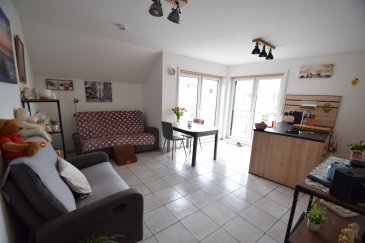En Exclusivité, ImmoHouse vous propose ce charmant appartement 2 chambres idéalement situé à Differdange. 

Au deuxième étage d'une petite résidence soignée, ce bel appartement de 52m² bien agencé se compose de:

-Un agréable hall d'entrée  
-Un salon/salle à manger très lumineux avec balcon et vue dégagée  
-Une cuisine équipée ouverture sur la pièce de vie  
-Deux chambres à coucher  
-Une salle de douche avec wc  
-Un balcon  

A cela s'ajoutent:  
-Une cave privative  
-Une buanderie  

Infos et visites sur demandes