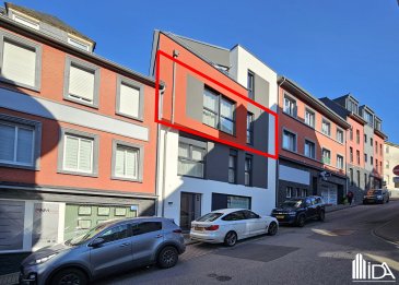 L'Immobilière de l'Attert vous propose ce bel appartement en location situé dans le village de Wiltz, toutes les commodités sur place.

L'appartement situé au 2ème étage (sans ascenseur) de +/- 81,67 m² se compose de:

- hall d'entrée
- 1 chambre à coucher 
- 1 bureau ou 1 petite chambre à coucher
- salle de douche, lavabo et wc
- séjour / salle à manger avec coin cuisine équipée avec armoire intégrée pour vestiaire
- débarras avec connexion lave-linge.

L'appartement dispose d'une cave et d'un emplacement de parking intérieur avec prise pour charger voiture électrique.

Loyer : 1 550€
Charges : 250€
Caution : 2 mois de loyer
Frais d'agence : 1 mois de loyer + TVA (partagé 50/50 entre locataire et bailleur)

Ce bien vous intéresse ! Merci de remplir le 