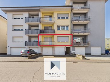 Idéalement situé au cœur de Bereldange (93, cité Grand Duc Jean), cet appartement de ± 80 m² habitables se trouve au 1er étage d'une résidence de trois niveaux.

Dès l'entrée, un hall de ± 7 m² dessert : le séjour de ± 25 m², la cuisine séparée et aménagée de ± 10 m² avec l'accès à la terrasse de ± 6 m², orientée au sud.

L'espace nuit se compose de deux chambres de ± 15 m². La première dispose d'un balcon de ± 4 m² orienté au nord. Une salle de bains équipée d'une baignoire et d'un lavabo ainsi qu'un WC séparé viennent compléter cet espace.

Au rez-de-jardin, l'appartement dispose d'une cave privative de ± 4 m² ainsi que d'un garage fermé de ± 18 m² avec porte manuelle.

Informations supplémentaires:

- Situation au calme, entre la nature omniprésente et le centre de la ville ;
- Commerces (Cactus de Bereldange, Lidl, Aldi), pharmacie, médecins, poste, restaurants du centre de Walferdange accessibles à pied ;
- Charges: 170 euros;
- Chauffage au gaz, par radiateurs; 
- Fenêtres double vitrage, châssis pvc, volets manuels ;
- Traversant ;
- Orientation sud ;
- Garage box;
- CPE: G-G;
- A rénover.

Agent responsable : Katia Gravière
Tél. : 661 332 982
E-mail : katia@vanmaurits.lu