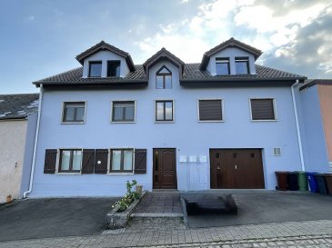 À VENDRE 

Appartement situé à Fingig

Rdch :
- Hall d'entrée
- Cuisine équipée
- Salon / Living 
- 2 chambres à coucher
- Salle de bains
- Terrasse

- 2 emplacements extérieurs 

Environnement agréable.

À proximité : centre-ville, école, crèche, maison relais, commerces, accès à l'autoroute, arrêt de bus, forêt, aire de jeux.

Pour plus d'informations, veuillez contacter :
Moura Jemp
Tél : +352621216646

Les surfaces et dimensions sont à titre indicatif.