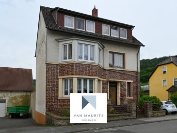 Located in Irrel, just across the German border, this four-sided detached house built in 1930 offers ±221 m² of living space and a total area of ±390 m², arranged as follows:

Ground floor: entrance hall ±11 m² with staircase serving a living/dining room ±23 m², a kitchen ±21 m², and a bathroom ±6 m² (bathtub, shower, washbasin, storage, WC).
First floor: staircase ±5 m² to a landing ±6 m² serving a study/store ±9 m², a shower room ±3 m² (shower, washbasin, mirror, storage, WC), and three bedrooms of ±13, 21 and 23 m².
Second floor: staircase ±5 m² to a landing ±5 m² serving a multifunction room/kitchen ±14 m², a store ±3 m², two bedrooms each ±22 m², and a bathroom ±10 m² (bathtub, shower, double washbasin, bidet, WC).

Basement: staircase ±3 m² to a landing ±3 m² serving a laundry ±11 m², two cellars of ±19 and 20 m², a separate WC ±3 m², and a technical room ±6 m².

A garden of ±400 m² with terrace and two garden sheds, a double garage ±40 m², a two-car carport ±30 m², and three outdoor parking spaces complete the offer.

Additional details:
- Energy certificate in progress
- Oil heating, radiators
- PVC double-glazed windows, electric shutters, blinds
- Cellar completely refurbished
- Garden with terrace

Contact: 
Juha Ahonen
+352 661 249 476
juha@vanmaurits.lu


In Irrel, direkt hinter der Grenze in Deutschland gelegen, präsentiert sich dieses freistehende Haus aus dem Jahr 1930 mit einer Wohnfläche von ± 221 m² und einer Gesamtfläche von ± 390 m². Die Aufteilung erfolgt wie folgt:
Am Erdgeschoss erschließt die Diele von ± 11 m² mit Treppenhaus ein Wohn-/Esszimmer von ± 23 m², eine Küche von ± 21 m² sowie ein Badezimmer von ± 6 m² (Badewanne, Dusche, Waschbecken, Stauraum, WC).

Am 1. Obergeschoss führt das Treppenhaus von ± 5 m² auf einen Flur/Podestbereich von ± 6 m², der ein Büro/Abstellraum von ± 9 m², ein Duschbad von ± 3 m² (Dusche, Waschbecken, Spiegel, Stauraum, WC) sowie 3 Schlafzimmer von ± 13, 21 und 23 m² erschließt.

Am 2. Obergeschoss mündet das Treppenhaus von ± 5 m² in ein Podest von ± 5 m², von dem ein multifunktionaler Raum/Küchenbereich von ± 14 m², ein Abstellraum von ± 3 m², 2 Schlafzimmer mit jeweils ± 22 m² sowie ein Badezimmer von ± 10 m² (Badewanne, Dusche, Doppelwaschbecken, Bidet, WC) abgehen.

Am Untergeschoss führt das Treppenhaus von ± 3 m² auf ein Podest von ± 3 m² zu einer Waschküche von ± 11 m², zwei Kellern von ± 19 und 20 m², einem separaten WC von ± 3 m² sowie einem Technikraum von ± 6 m².

Ein Garten von ± 400 m² mit Terrasse und 2 Gartenhäusern, eine Doppelgarage von ± 40 m², ein Carport für 2 Autos von ± 30 m² sowie 3 Außenstellplätze vervollständigen das Angebot.

Detaillierte Angaben:
- Energieausweis in Vorbereitung
- Ölzentralheizung, Wärmeverteilung über Radiatoren
- PVC-Fenster mit Doppelverglasung, elektrische Rollläden, Sonnenschutz
- Keller vollständig erneuert
- Garten mit Terrasse

Kontakt:
Juha Ahonen
+352 661 249 476
juha@vanmaurits.lu


Situé à Irrel juste passé la frontière en Allemagne, cette maison libre des 4 côtés construite en 1930, d'une surface habitable de ± 221 m² pour une surface totale de ± 390 m² se compose comme suit:
Au Rez-de Chaussée le hall d'entrée de ± 11 m² avec cage d'escalier dessert un séjour salon/salle à manger de ± 23 m², une cuisine de ± 21 m² ainsi qu'une salle de bain de ± 6 m² (baignoire, douche, lavabo, rangements, wc).

Au 1ier étage la cage d'escalier de ± 5 m² donne sur un hall/palier de ± 6 m² qui dessert, un bureau/débarras de ± 9 m², une salle de douche de ± 3 m² (douche, lavabo, miroir, rangements, wc) ainsi que 3 chambres de ± 13, 21 et 23 m².

Au 2ième étage la cage d'escalier de ± 5 m² donne sur un palier de ± 5 m² qui dessert un espace multifonctionnelle/cuisine de ± 14 m², un débarras de ± 3 m², 2 chambres de ± 22 m² chacune et une salle de bain de ± 10 m² (baignoire, douche, double lavabo, bidet, wc).

Au sous-sol la cage d'escalier de ± 3 m² donne sur un palier de ± 3 m² desservant une buanderie ± 11 m², 2 caves de ± 19 et 20 m², un wc séparé de ± 3 m² ainsi qu'un local technique ± 6 m².

Un jardin de ± 400 m² avec une terrasse et 2 abris jardin, un double garage de ± 40 m², un carport 2 voitures de ± 30 m² ainsi que 3 emplacements de parking complètent l'offre.

Détails complémentaires:
- Passeport énergétique en cours
- Chauffage au mazout, chauffage par radiateurs
- Fenêtres châssis PVC, double vitrage, volets électriques, stores
- Cave entièrement refaite
- Jardin avec terrasse

Contact :
Juha Ahonen
+352 661 249 476
juha@vanmaurits.lu