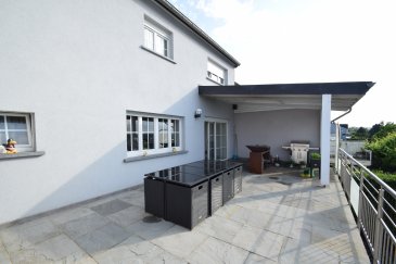ImmoHouse vous propose cette jolie maison entièrement rénovée idéalement située à Rodange dans la commune de Petange.

Sur un terrain de 4,69ares et une surface habitable de 180m² habitables cette superbe maison avec piscine et jardin se compose de :

au rez de chaussée:
- Un agréable hall d'entrée spacieux et lumineux
- Un salon/salle à manger très lumineux 
- Une cuisine équipée ouverte avec salle à manger et accès terrasse, jardin et piscine
- Un wc séparé

au 1er étage:
- Trois chambres à coucher dont une avec dressing
- Une grande salle de bain avec douche fenetre et wc

au 2ème étage:
- Un grenier aménagé utilisable comme studio-chambre
- Une salle de douche avec fenetre et wc

Au sous-sol:
- Une buanderie
- Une cave
- Espace chaufferie
- Une salle de douche avec wc

A cela s'ajoutent: un garage avec parking extérieur, une superbe terrasse avec jardin et sa piscine.

Contactez nous pour plus d'informations.