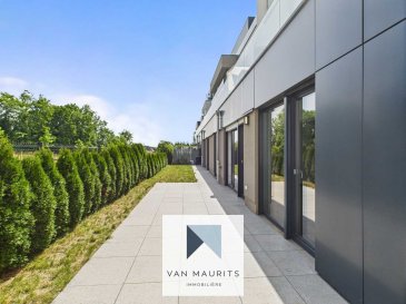 Situé à Schouweiler, dans la commune de Dippach, cet lumineux et grand appartement moderne construit en 2016 et finalisé en 2018, avec une hauteur sol plafond de 2,95 mètres bénéficie d'une surface habitable de ± 135 m² et se présente comme suit :

Au rez-de-jardin, une entrée avec vestiaire de ± 3 m² dessert un séjour avec cuisine ouverte (équipée) de ± 50 m² et un accès à la terrasse de ± 24 m² avec le jardin privatif de ± 80 m², un couloir de ± 14 m², deux chambres de ± 12 m² chacune, une salle de bain de ± 12 m² (avec jacuzzi, vasque, douche à l'italienne et wc suspendu) ; une chambre parentale de ± 14 m² avec son dressing de ± 9 m², un wc séparé de ± 3 m² ainsi qu'un débarras de ± 7 m².

Au même étage que l'appartement est situé une cave privative de ± 5 m² (n° 2.2) et de deux emplacements intérieur de ± 17 m² chacun (n°22 et 22)(Autorisation de la copropriété d'insatallé un double ascenseur pour doubler le nombre de places). Un emplacement dans la buanderie (à côté de la fenêtre) et un local vélos commun.

Détails complémentaires :

- Appartement moderne datant de 2016 en très bon état avec une belle
- Hauteur de plafond de 2,95m
- Exposition sud
- Chauffage au sol (gaz)
- Ventilation double flux (possibilité d'intégrer la climatisation dans celle-ci).
- Capture de la température, humidité et contrôle du chauffage par Tado via des capteurs dans chaque pièce.
- Domotique
- Châssis en pvc, triple vitrage, volets électriques
- Passeport énergétique 