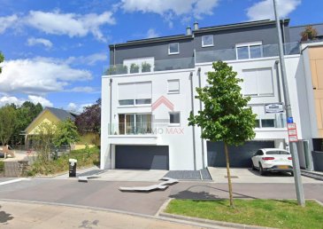 À VENDRE ? Immeuble de rapport de luxe neuf ? Cessange (Luxembourg)
Exceptionnelle opportunité sur le marché luxembourgeois : magnifique immeuble de rapport neuf (livré il y a seulement 1 an), idéalement situé à Cessange, à deux pas de toutes les commodités de la Cloche d'Or (centres commerciaux, restaurants, transports, crèches, écoles et accès rapide aux autoroutes).
Cet immeuble d'architecture contemporaine se compose de quatre appartements de très haut standing, chacun occupant un niveau entier. Grâce au cadastre vertical, chaque bien dispose de sa propre parcelle cadastrale indépendante, offrant une flexibilité optimale (vente séparée possible, location autonome, etc.).
Prestations de luxe exceptionnelles :
?  Ascenseur privatif desservant directement chaque appartement 
?  Finition haut de gamme : chauffage au sol, cuisines équipée, salles de douche italienne etc.
?  Terrasses et balcons avec vue dégagée
?  Caves en sous-sols et 2 garages
?  Isolation thermique et phonique premium (classe énergétique A)

Avantage fiscal majeur pour investisseurs :
Grâce à sa construction récente (livraison il y a seulement 1 an), cet immeuble permet de bénéficier d'un amortissement fiscal accéléré attractif à 6 % par an pendant les premières années (sur la valeur de la construction hors terrain + frais), idéal pour optimiser fortement la rentabilité nette après impôts et réduire significativement la base imposable des revenus locatifs.

Parfaitement conçu pour un investisseur avisé ou un propriétaire occupant souhaitant allier rendement locatif et cadre de vie prestigieux, cet immeuble rare allie modernité, intimité et emplacement stratégique au coeur du Luxembourg.