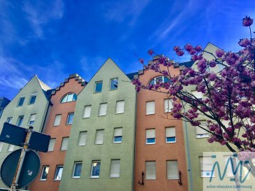 ''active relocation luxembourg'' vous propose un appartement situé au 1er étage d'une résidence au centre de Bettembourg.

Comprenant : un hall d'entrée, une belle cuisine équipée
et un living donnant accès à la terrasse de 16,50m², 2 chambres, une salle de bain avec douche à l'italienne, connexion pour votre machine à laver et un WC.
Une cave, un emplacement de parking intérieur et une buanderie commune complète ce bien à visiter sans tarder.

- terrasse avec marquise

Loyer: 1.700€
Avances sur charges: 280€
commission d'agence: 1 mois + 16% tva
Disponibilité: début juin 2023

Si vous pensez vendre ou louer votre bien, ''active relocation luxembourg'' est à votre service pour vous conseiller au mieux et vous faire profiter de toutes ses compétences en vue de commercialiser votre bien de manière professionnelle et rapide.

+352 270 485 005
info@arlux.lu
www.arluximmo.lu 