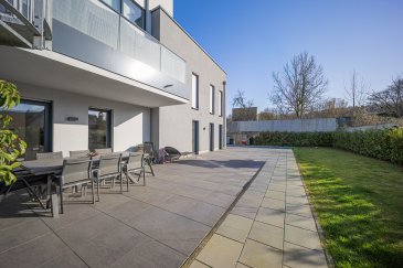 En Exclusivité ImmoHouse vous propose ce superbe appartement 3 chambres rez de jardin de CONSTRUCTION 2020 classe A-A idéalement situé dans une rue calme et résidentielle à Rodange.

Au sein d'une résidence soignée ce bel appartement très lumineux de 86m² se compose de:

-Un agréable hall d'entrée 
-Un grand salon/salle à manger avec terrasse et jardin plein sud
-Une cuisine équipée ouverte sur la pièce de vie
-3 chambres à coucher dont une avec salle de douche privative
-Une 2ème salle de douche avec wc et fenetre
-Un wc séparé

A cela s'ajoutent:
-Un parking intérieur privatif
-Une cave privative
-Une buanderie

Magnifique appartement coup de coeur

Infos et visites sur demandes