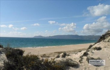 Portugal - Setubal (Troia) <br><br>AVEZ ?VOUS DÉJÀ PENSÉ À AVOIR UNE MAISON AU PORTUGAL? <br><br>Si vous y passez déjà des vacances, pourquoi ne pas y élire domicile?<br>En plus toutes les raisons que vous connaissez déjà, sachez que le Portugal offre des conditions attractives pour votre achat, qu\'il soit à titre personnel ou pour investissement.<br><br>Vous vivez dans un pays avec une grande variété de paysages et d\'environnement à courtes distances, plages avec étendus de sable à perte de vue, montagnes et de plaines dorées, villes cosmopolites et un patrimoine millénaire.<br><br>Saviez-vous que nombres d\'heures de soleil arrive à  atteindre les 3300heures au sud du pays et 1600heures au nord, ce qui correspond aux chiffres les plus élevés en Europe ?<br>Sans oublier les avantages fiscaux pour les pensionnés qui veulent habiter au Portugal.<br>Pas de taxe sur le revenu pendant 10 ans.<br><br>Immo Casa vous propose plus de 500 biens au Portugal des appartements de 75m2 au prix de 50.000Eur à la Villa de 500m2 au prix de 3.500.000Eur, dans des endroits très prisés du Portugal. Financements à 90% par une institution financière Portugaise.<br><br>Du Nord au Sud du Portugal en passant par le Centre et le Littoral, des maisons et appartements dans des villes à l\'intérieur, comme des maisons et appartements au bord de la mer. <br><br>Quelques villes, Braga, Porto, Coimbra, Nazaré, Figueira da Foz, Campo-Maior, Portalegre, Setúbal(Troia), Lisboa, Cascais, Estoril, Faro, Olhão, Albufeira et beaucoup d\'autres.<br><br>Vous pouvez nous envoyer votre recherche quelle type de bien et votre budjet et on se fera un plaisir à vous le trouver.<br><br /><br />YOU HAVE ALREADY THOUGHT TO HAVE A HOUSE IN PORTUGAL?<br><br>If you already have your holiday, why not take up residence?<br>In addition to all the reasons you already know, know that Portugal offers attractive conditions for purchasing, whether for personal use or for investment.<br><br>You live in a country with a wide variety of landscapes and short distances environment, with extensive beaches of sand out of sight, mountains and golden plains, cosmopolitan cities and ancient heritage.<br><br>Did you know that numbers of hours of sunshine reaches 3300hours reach the south of the country and 1600hours north, which corresponds to the highest figures in Europe?<br>Not to mention the tax benefits for pensioners who want to live in Portugal.<br>No tax on income for 10 years.<br><br>Immo Casa Real Estate offers you more than 500 properties in Portugal.<br>From the 75m2 apartments priced at 50.000Eur to 500m2 villa priced at 3.500.000Eur in highly desirable locations in Portugal.<br>90% financing by Portuguese Financial Institution.<br><br>From North to South of Portugal in passing by the Centre and Littoral, houses and apartments in cities both inside houses and apartments by the sea.<br><br>Some cities, Braga, Porto, Coimbra, Nazare, Figueira da Foz, Campo Maior, Portalegre, Setúbal (Troia), Lisbon, Cascais, Estoril, Faro, Olhão, Albufeira and many others.<br><br>You can send us your research what type of property and your budget and will be happy to find it for you.<br>