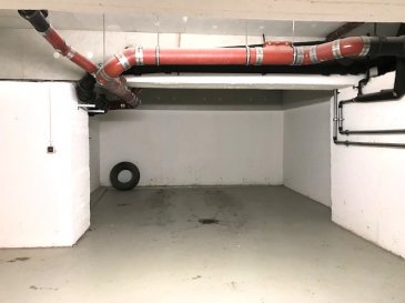 LUXEMBOURG-LIMPERTSBERG, emplacement de parking sous-terrain  à vendre  sis à 4, rue Ordre de la Couronne de Chêne, libre de suite
Contact et visites : Rosalba MAITRE téléphone : 691 550 189