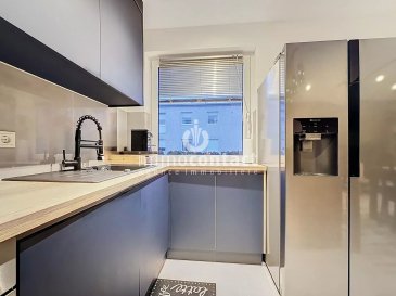 L'agence immobilière Immo-Contact vous propose ce magnifique appartement de +/− 70m² situé à Echternach.

Situé dans un environnement agréable et bien desservi, cet appartement offre un cadre de vie confortable. Le bien se distingue par ses volumes bien agencés, sa luminosité et sa situation pratique à proximité des commodités, des transports et des axes principaux. Appartement idéal, aussi bien pour une résidence principale que pour un investissement.

L'appartement, au RDC d'une résidence calme, se compose comme suit :

- Hall d'entrée avec rangement
- Cuisine équipée ouverte sur la salle à manger et pièce de vie
- 2 chambres à coucher
- Salle de bains avec douche et WC

Un grenier, un parking box et une buanderie en commun viennent compléter ce bien.

À savoir :
- Appartement entièrement rénové en 2021
- Aucuns travaux à prévoir
- Disponibilité immédiate

Visites possibles en semaine et le samedi.

Pour toutes informations contactez-moi au +352 26 311 992.

Estimation de votre bien (sous 48h), contactez nous +352 26 311 992 ou sur info@immocontact.lu.

 ---------- 
The Immo-Contact real estate agency is offering this magnificent apartment of +/− 70m² located in Echternach.

Located in a pleasant and well-connected area, this apartment offers a comfortable living environment. The property stands out for its well-designed layout, its brightness, and its convenient location close to amenities, transportation, and main roads. This apartment is ideal both as a primary residence and as an investment.

The apartment, on the ground floor of a quiet residence, is composed as follows:

- Entrance hall with storage space
- Equipped kitchen opening onto the dining room and living room
- 2 bedrooms
- Bathroom with shower and toilet

A storage room, a parking space and a shared laundry room complete this property.

Please note:
- Apartment completely renovated in 2021
- No work required
- Available immediately

Viewings possible on weekdays and Saturdays.

For further information, please contact me on +352 26 311 992.

For an estimate of your property (within 48 hours), contact us at +352 26 311 992 or at info@immocontact.lu.
