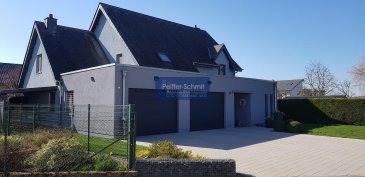 Maison soignée et entretenue faisant 204 m2 habitables sur un terrain de 8,92a.<br>Rénovée en grandes parties elle se présente dans un état moderne et attractive.Une nouvelle Installation photovoltaïque a rapporté presque 3000€ en 2018<br>L\'abri de jardin lumineux, construit en \