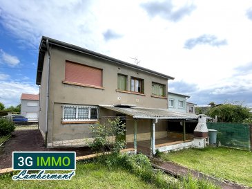 3G Immo Lambermont vous propose en EXCLUSIVITE une MAISON jumelée (3 façades) de type RDC + 1 ETAGE avec 4 CHAMBRES, TERRAIN, TERRASSE et GARAGE située au calme à Lexy !

Cette maison d'une surface habitable d'environ 95m² (+ cave et garage) se compose comme suit : au rez-de-chaussée : une large entrée qui permettra d'accueillir éventuellement dressing ou rangement distribue une première chambre (11,7m²), une cave et un vaste garage de 40m² avec Wc. Au premier niveau, nous retrouvons un séjour de 20m², une cuisine et 3 chambres ainsi qu'une salle d'eau avec Wc ; à noter que la cuisine peut facilement être ouverte sur le séjour !

La maison est construite sur une parcelle de 380m² avec cour sur le devant et le côté, terrasse arrière avec pelouse.

Cette maison saine, de construction traditionnelle avec dalle à tous les niveaux, nécessitera une remise au gout du jour et des travaux de remise en conformité électrique, actuellement le chauffage est assuré par une chaudière gaz, les huisseries sont en bois DV. 

Toutes les commodités accessibles à pied (commerces, médecins et écoles de la maternelle au collège !) ; située à proximité des frontières !

Pour toutes demandes de renseignements et/ou visites :
Grégory Lambermont
06 42 85 79 02
Chers confères, je pratique l'interagence