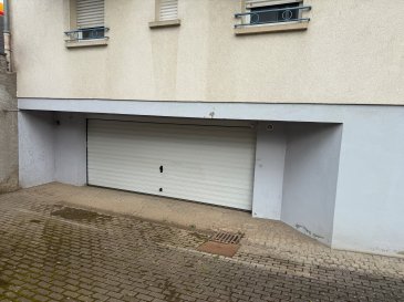 ESCH/LALLANGE 146 RUE DE LUXEMBOURG

GARAGE DOUBLE À LOUER

LIBRE DE SUITE 

EAU / ÉLECTRICITÉ