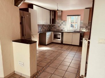 Immo Nordstrooss vous propose un appartement charmant de +/- 105 m2 à vendre à Bissen, sis à 5 min de Mersch ou +/- 15 min de Luxembourg-Kirchberg !!

LIBRE DE SUITE!!!

Ce Appartement/Duplex est composé comme suit:

- Hall d'entrée,
- un living lumineux,
- cuisine équipée ouverte,
- deux belle chambres à coucher,
- une salle de bain,
- un WC séparée
- un bureau ou troisième chambres

Pour plus de renseignements ou une visite (visites également possibles le samedi sur rdv), veuillez contacter le 691 850 805.

Proposition de crédit/financement à taux compétitif d'une banque luxembourgeoise incluse dans nos services gratuit.
