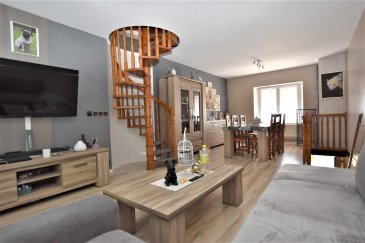 Maison au calme proche Gare et centre ville..  Maison comprenant : cuisine équipée, salon/séjour, 3 chambres, un bureau, 2 salles d'eau, une véranda, une terrasse 38m2. Une Dépendance avec cuisine d'été, salle d'eau. Façades avec isolation par l'extérieure récente, aucun travaux à prévoir. A ne pas rater !!!  