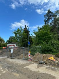 ?? TERRAINS À VENDRE ? JUNGLINSTER

?? Opportunité d'investissement dans un cadre résidentiel calme et recherché.

?? Parcelles disponibles :
? 8,42 ares
? 3,16 ares
? 4,18 ares
? 11,86 ares
? 7,97 ares
? 3,06 ares
? 2,60 ares
? 5,95 ares

?? Terrains pour maisons unifamiliales
?? Plans inclus
?? Sans contrat de construction
?? Environnement verdoyant

?? Contact Vente :
Mme Jenai Yasrin
?? 621 216 818
?? Contact@wki.lu

? Idéal pour votre futur projet de vie ou investissement