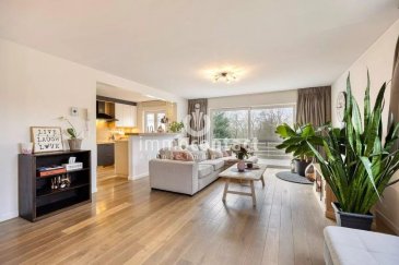 L'agence immobilière Immo-Contact vous propose ce magnifique appartement de +/− 90m² situé à Frisange.

L’appartement bénéficie d’une situation idéale, dans l’une des rues les plus paisibles de la ville. Ce bien bénéficie d’un environnement très agréable, tout en restant proche des commodités et des axes principaux. Il offre un cadre de vie confortable pour une résidence principale ou un investissement.

L'appartement, au 2ème étage d'une résidence très calme, se compose comme suit :

- Hall d'entrée
- Salon avec espace salle à manger et accès sur la terrasse exposée Sud.
- Cuisine équipée ouverte sur pièce de vie
- Balcon exposé Sud
- 2 chambres à coucher
- Salle de bains avec baignoire et douche
- WC séparés


Une cave, un parking intérieur et une buanderie en commun viennent compléter ce bien.

À savoir :
- Aucuns travaux à prévoir
- Disponibilité immédiate
- Appartement entièrement rénové en 2021

Visites possibles en semaine et le samedi.

Pour toutes informations contactez-moi au +352 26 311 992.

Estimation de votre bien (sous 48h), contactez nous +352 26 311 992 ou sur info@immocontact.lu.*

 ---------- 
The Immo-Contact real estate agency is offering this magnificent apartment of +/− 90m² located in Frisange.

The apartment is ideally located on one of the city's most peaceful streets. This property enjoys a very pleasant environment, while remaining close to amenities and main roads. It offers a comfortable living environment for a primary residence or investment.

The apartment, on the 2nd floor of a very quiet residence, is composed as follows:

- Entrance hall
- Living room with dining area and access to the south-facing terrace.
- Fully equipped kitchen opening onto the living room
- South-facing balcony
- 2 bedrooms
- Bathroom with bathtub and shower
- Separate toilet

A cellar, indoor parking and a shared laundry room complete this property.

Please note:
- No work required
- Available immediately
- Apartment completely renovated in 2021

Viewings possible on weekdays and Saturdays.

For further information, please contact me on +352 26 311 992.

For a valuation of your property (within 48 hours), please contact us on +352 26 311 992 or at info@immocontact.lu.*