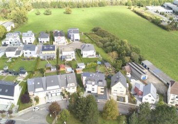 <br>        !!!!!!!!!!!!!!!!!!!! À ne pas rater !!!!!!!!!!!!!!!!!!!!!!!!!<br><br>ImmoNordstrooss à l\'honneur de vous presenter cette magnifique maison complètement rénovée avec matériaux haute gamme.<br>Cette maison libre des cotés se compose comme suit:<br><br>RDCH<br>- Hall d\'entrée<br>- Salon / Salle à manger accès au jardin <br>- Cuisine équipée <br>- Bureau<br>- salle de bain <br>- WC Séparé <br><br> À l\'étage:<br>- Trois spacieuses chambres dont une avec accès au balcon<br>- Salle de bain et WC<br><br>Une cave , une buanderie et un garage box plus emplacement extérieur complètement parfaitement ce bien.<br><br>Pour plus de renseignements ou une visite (visites également possibles le samedi sur rdv), veuillez contacter le 661 791 504<br><br><br><br><br>