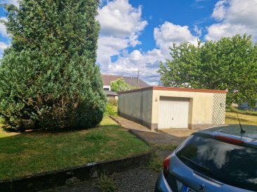 Situé à Ham-sous-Varsberg en France, ce terrain constructible vous est proposé par Wirrig Chaparoff Immobilier. Positionné dans un cadre privilégié, il constitue une excellente occasion d'achat pour développer votre projet immobilier.

Détails de la propriété: Ce terrain constructible dispose d'une superficie de 6.4 ares. Sa superficie généreuse offre une flexibilité remarquable pour imaginer et réaliser votre ensemble immobilier. Que vous envisagiez de construire une maison familiale spacieuse ou d'investir dans un projet résidentiel lucratif, ce terrain vous donne la liberté et l'espace nécessaire pour concrétiser vos rêves. Situé dans une zone attrayante de Ham-sous-Varsberg, il représente une occasion précieuse pour les acheteurs avertis cherchant à investir dans l'immobilier.

Le terrain peut être découpé en deux parcelles distincts et être acheté séparemment. Nous contacter pour de plus amples  renseignements, il dispose également de deux CU posiitfs .

Infrastructures à proximité: Ham-sous-Varsberg est un lieu offrant une atmosphère conviviale et familiale. Les établissements scolaires locaux assurent un environnement d'apprentissage de qualité. Les commodités telles que les commerces de proximité et les restaurants sont facilement accessibles, offrant un choix varié pour vos courses et sorties. Pour les amateurs de plein air, les parcs et espaces de loisirs sont à proximité, ajoutant à la qualité de vie du quartier. Les services de santé sont également disponibles à proximité pour vous assurer tranquillité et confort. Enfin, avec des options de transport commodes, se déplacer vers et depuis cette ville est simple et pratique.

Ne manquez pas cette opportunité unique ! Pour toute demande d'information supplémentaire ou pour planifier une visite, n'hésitez pas à nous contacter via le formulaire de contact ou par téléphone.