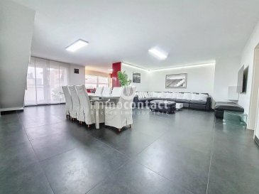 L'agence immobilière Immo-Contact vous propose ce magnifique appartement duplex de +/− 182m² avec une surface totale de 210m² situé en plein coeur de Mamer.

Ce bien offre de belles surfaces avec 5 chambres,3 terrasses, 2 emplacements intérieurs et 3 emplacements extérieurs.

Idéalement situé dans une rue calme et privilégié offrant toutes les prestations possibles utiles au quotidien.

Arrêts de bus à proximité de la résidence avec des trajets réguliers vers le centre du ville du Luxembourg, à moins d'une minute de tous les commerces (pharmacie, boulangerie, médecin, Cactus).

Proche de la fameuse école Européenne et du lycée Josy Barthel, à moins de 3 minutes de l'école fondamentale de Mamer, des crèches et à 7 minutes du centre commercial Belle Etoile.
Idéal pour accueillir une famille ou un jeune couple.

Cet appartement spacieux et lumineux, se compose comme suit :

Rez-de-chaussée :
- Hall d'entrée
- Salon
- Cuisine équipée avec ilot central, espace salle à manger et accès terrasse orientée plein Sud
- 2 chambres à coucher 
- Salle de bain avec douche et WC
- Débarras

A l'étage :
- 3 chambres à coucher avec accès terrasses dont une chambre parentale avec dressing, salle de bain et WC privatives
- Buanderie
- Salle de bain avec WC

Une cave, deux emplacements intérieurs et trois emplacements extérieurs viennent compléter ce bien.

A savoir :
- Chauffage au sol
- Volets électriques
- Aucuns travaux à prévoir

Visites possibles en semaine et le samedi.

Pour toutes informations, contactez-moi au 621 391 355

Estimation de votre bien (sous 48h), contactez-nous au +352 26 311 992 ou sur info@immocontact.lu.

 ---------- 
Immo-Contact estate agency offers you this magnificent duplex flat of +/− 182m² with a total surface area of 210m² located in the heart of Mamer.

This property offers spacious accommodation with 5 bedrooms, 3 terraces, 2 indoor parking spaces and 3 outdoor parking spaces.

Ideally located in a quiet and privileged street offering all possible services useful in everyday life.

Bus stops close to the residence with regular routes to Luxembourg city centre, less than a minute from all shops (pharmacy, bakery, doctor, Cactus).

Close to the famous European school and the Josy Barthel secondary school, less than 3 minutes from the Mamer primary school and crèches, and 7 minutes from the Belle Etoile shopping centre.
Ideal for a family or young couple.

This bright, spacious flat is as follows:

Ground floor:
- Entrance hall
- Living room
- Fitted kitchen with central island, dining area and access to south-facing terrace
- 2 bedrooms 
- Bathroom with shower and WC
- Storage room

First floor:
- 3 bedrooms with terrace access, including a master bedroom with dressing room, private bathroom and WC
- Utility room
- Bathroom with WC

A cellar, two indoor parking spaces and three outdoor parking spaces complete this property.

Worth knowing:
- Underfloor heating
- Electric shutters
- No work required

Visits possible on weekdays and Saturdays.

For further information, please contact me on 621 391 355

For a valuation of your property (within 48 hours), contact us on +352 26 311 992 or info@immocontact.lu.