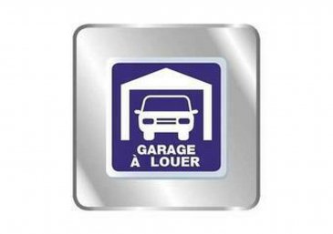 <br /><br />À LOUER : Garage/Box <br><br>Vous recherchez un garage privé pour votre véhicule ? Ne cherchez plus ! Nous vous proposons à la location un garage/box idéalement situé dans un quartier calme.<br><br>Pour toutes questions ou demandes d\'informations, n\'hésitez pas à nous contacter, nous serons toujours à votre service.<br><br>Agence ELSA\'HOME à votre écoute pour la concrétisation de vos projets en toute confiance.<br><br>--------------------------------------------------------<br><br>FOR RENT: Garage/Box <br><br>Looking for a private garage for your vehicle? Look no further! We have a garage/box for rent, ideally located in a quiet area.<br><br>If you have any questions or would like more information, please don\'t hesitate to contact us. We\'re always here to help.<br><br>Agence ELSA\'HOME is here to help you realise your projects with complete confidence.