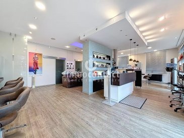 L'agence immobilière Immo-Contact vous propose ce superbe local commercial de +/− 90m² situé à Soleuvre, commune de Sanem.

Situé au cœur de la ville, ce local commercial de plain-pied constitue une belle opportunité pour toute personne souhaitant lancer ou développer une activité professionnelle ou commerciale. Actuellement exploité comme salon de coiffure, il est vendu avec ses aménagements existants, offrant ainsi un cadre immédiatement opérationnel.

Dès l’entrée, vous découvrez un espace principal lumineux, agréable et bien agencé, idéal pour accueillir la clientèle. Le local comprend également un coin kitchenette fonctionnel, un espace de stockage pratique pour le matériel ou les produits, ainsi que des sanitaires séparés.

En excellent état, il a été entretenu avec soin et peut être repris en l’état ou réaménagé selon les besoins de votre activité.

Sa situation centrale dans un quartier vivant de Soleuvre lui confère une bonne visibilité, avec un accès facile, un stationnement aisé aux alentours et une proximité immédiate avec les commerces, les services et les axes routiers principaux.

Ce local convient parfaitement à une activité de soins, bien-être, esthétique, coiffure, mais aussi à une profession libérale, un bureau indépendant ou un commerce de proximité.

Visites possibles en semaine et le samedi.

Pour toute information, contactez-moi au +352 621 794 938.
Estimation gratuite de votre bien sous 48h : +352 26 311 992 ou info@immocontact.lu

 ---------- 
Immo-Contact real estate agency offers you this superb +/− 90m² commercial space in Soleuvre, commune of Sanem.

Located in the heart of the town, this single-storey commercial space is a great opportunity for anyone wishing to launch or develop a professional or commercial activity. Currently operated as a hairdressing salon, it is sold with its existing fixtures and fittings, offering an immediately operational setting.

As soon as you enter, you'll discover a bright, pleasant and well laid-out main area, ideal for welcoming customers. The premises also include a functional kitchenette area, practical storage space for equipment or products, and separate sanitary facilities.

In excellent condition, it has been meticulously maintained and can be taken over as is or refitted to suit your business needs.

Its central location in a lively district of Soleuvre gives it good visibility, with easy access, convenient parking in the vicinity and immediate proximity to shops, services and major roads.

The premises are ideally suited to a care, wellness, beauty and hairdressing business, as well as a liberal profession, independent office or convenience store.

Visits possible on weekdays and Saturdays.

For further information, please contact me on +352 621 794 938.
Free estimate of your property within 48 hours: +352 26 311 992 or info@immocontact.lu