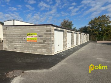 Garage à louer.  Garage individuel - 14 Allée Jean Lamour 54700 PONT A MOUSSON
 Idéal pour stationner un véhicule ou pour bénéficier d'un espace de stockage 
 Libre à la location 
 Les informatiobns sur les risques auxquels ce bien est exposé sont disponibles sur le site Géorisques : www.georisques.gouv.fr