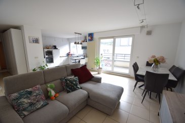 ImmoHouse vous propose ce superbe appartement 2 chambres idéalement situé à Rumelange.

Au 3ème étage d'une résidence de 2005 avec ascenseur, ce charmant appartement lumineux de 72,66m² se compose de :

- Un agréable hall d'entrée
- Un grand salon/salle à manger très lumineux avec balcon
- Une cuisine équipée ouverte sur la pièce de vie
- 2 chambres à coucher
- Une salle de douche avec wc
- Un placard de rangement

À cela s'ajoutent :
- Une cave privative
- Une buanderie

Un magnifique objet à découvrir ...

Infos et visites sur rdv