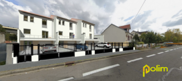 Pavillon neuf F5 de122m2 avec terrasse/jardin/grand garage !.  Situé dans un quartier calme, maison neuve F5 de 122m2, prête à décorer. Grand garage de 48m2 avec espace buanderie en rdc accès direct jardin ; au dessus : spacieux séjour accès terrasse de 20m2, cellier, wc; au dessus : trois grandes chambres dont une suite parentale avec dressing et salle d'eau privative, salle de bains familiale, wc.
 Frais de notaire réduit à 6.000EUR, délai de livraison 6 mois.
 Les informations sur les risques auxquels ce bien est exposé sont disponibles sur le site Géorisques : www.georisques.gouv.fr