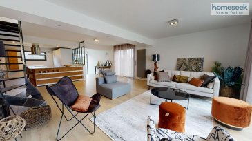 CONTACTER le (00352)621 370 896.<br>Dans la commune prisée de Mamer, Homeseek Prince Henri, vous propose à la vente cette sublime maison de +/- 212m² de surface totale, sur un terrain de 03a 59ca ; elle a été entièrement rénovée avec beaucoup de goût et des matériaux de qualité. <br>Laissez-nous vous surprendre en vous faisant découvrir en texte, en images, et même en visite virtuelle, cette propriété de 4 chambres et 3 salles de bain. <br>Érigée sur 3 niveaux, la répartition des espaces est parfaite, et se compose comme suit : <br>Au rez-de-chaussée de +/- 64,82m² : <br>-Hall d\'entrée accueillant +/-10,98m², avec rangement, système d\'alarme, camera et écran tactile pour système domotique. <br>-Toilette séparée <br>-Débarras +/-2,16m² <br>-Première chambre de +/- 12,03m², dotée d\'un accès privilégié à la terrasse et au jardin, elle allie fonctionnalité et intimité, elle s\'accompagne d\'une salle de douche privative de +/- 3,55m². « Peut avoir une fonction de studio »<br><br>À demi-niveau entre le rez-de-chaussée et le 1er étage, l\'accès vers le jardin et à la terrasse.<br><br>Au 1er étage de +/-71,68m²: <br>Séparée par une verrière demi-cloison, on peut entrevoir : <br>-Cuisine ouverte entièrement équipée de +/-16,89m², plan de travail en corian et beaux meubles de rangement qui peuvent être recouverts par des portes rétractables. <br>-Magnifique salon, salle à manger traversant de +/-41,99m², très bel espace aéré et convivialité d\'autant plus qu\'il bénéficie d\'une triple exposition. <br><br>Puis, un bel escalier en métal style industriel, un mur parementé de pierres, vous accompagnent au 2e étage de +,-75m², dédié à l\'espace nuit où vous trouverez : <br>-Chambre, placard sur-mesure et sa salle de douche privative +/-14,04m² <br>-Chambre +/-13,62m² et sa mezzanine +/-8,31m²<br>-Chambre de +/-12,33m² <br>-Salle de bain, douche, toilette double vasque communicante entre les deux chambres +/-8,31m² <br>Cet étage profite de belles hauteurs sous plafond qui lui confère beaucoup de charme et un volume intéressant. <br>En rez-de-chaussée :<br>Double garage de +/-34,84m² <br>Stationnement pour 2 voitures <br>Terrasse, jardin.. <br>A noter : parquet posé avec beaucoup de soin, carrelages haut de gamme, baies vitrées aluminium triple vitrage, spots led.<br>Interrupteurs, menuiseries, sanitaires, aucun élément ou espace de cette maison n\'a été négligé, jusqu\'au ravalement de façade et pour couronner le tout une très belle toiture en zinc. <br>Que dire de plus à part vous inviter à nous contacter pour une visite ou plus de renseignement au (00352)661 123 903 ou (00352)621 370 896.<br>Disponibilité: immédiate<br>