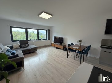 En location, l'Immobilière de l'Attert vous propose ce bel appartement de +/- 63m² dans le village de Wolwelange à +/- 5 minutes de la frontière belge.

L'appartement situé au 1er étage se compose de la manière suivante : entrée via le double garage, buanderie / cave et accès vers le 1er étage avec petit hall, beau séjour / salle à manger avec coin cuisine équipée et sortie sur terrasse de +/- 13m², 1 chambre à coucher, bureau et salle de douche, lavabo, wc.

Loyer : 1 400€
Charges : 25€ / personne pour eau
70€ / mois pour électricité
26€ / mois pour internet
Autre frais d'exploitation à charge des locataires
Caution : 2 mois de loyer
Frais d'agence : 1 mois de loyer + TVA (partagé 50/50 entre locataire et bailleur)

Ce bien vous intéresse ! Merci de remplir le 
