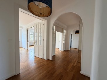 A Thionville, bien rare à louer en face duu Parc Napoléon. Magnifique appartement dans immeuble style Haussmannien, en face du Parc Napoléon, comprenant un spacieux salon- salle à manger de plus de 50m2, 3 chambres, une salle de douche, une salle de bain, une cuisine équipée.
RARE !
Les informations sur les risques auxquels ce bien est exposé sont disponibles sur le site Géorisques : www.georisques.gouv.fr » 
Contacts :
Aprim : 03 82 53 44 32