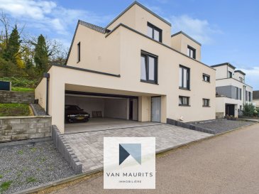 Brand-new contemporary home in Sinz, near Luxembourg
This newly built (2025) home in Sinz offers generous, flexible space across three levels, combining contemporary comfort with excellent links to Luxembourg and convenient town-centre amenities close by.
The property is offered unfinished; if desired, the seller can provide a detailed quotation to complete the remaining works.

On the ground floor, an entrance hall (27 m²) leads to a fitness room (14 m²), a bathroom (14 m²), a technical room (10 m²), a storage room (10 m²), and a garage (46 m²).
Stairs rise to the first floor, where a large landing (19 m²) opens onto a spacious living/dining room (60 m²) and a separate kitchen (30 m²) with adjoining pantry (6 m²).

This level also includes a bedroom (18 m²), a shower room (8 m²), an office (18 m²), and an additional storage room (4 m²).

Outside, a wide terrace (50 m²) extends the living area and connects directly to the garden.

The second floor features a principal suite comprising a bedroom (29 m²) with access to a balcony (7 m²), a dressing room (19 m²), and a bathroom (19 m²), along with two further bedrooms (23 m², 23 m²).

All key services are available in the centre of Perl, and the address benefits from excellent road and public-transport connections to Luxembourg?ideal for buyers seeking a new, well-connected home ready to finish to their taste.

Buyer's commission €20,000, VAT included.

Contact:
Juha Ahonen
+352 661 249 476
juha@vanmaurits.lu


Neubau ? Zeitgemäßes Zuhause in Sinz, nahe Luxemburg
Dieses im Jahr 2025 errichtete Haus in Sinz bietet großzügige, flexibel nutzbare Flächen auf drei Ebenen und verbindet modernen Wohnkomfort mit exzellenten Verbindungen nach Luxemburg sowie bequemen Angeboten im nahen Ortszentrum.

Die Immobilie wird im nicht fertiggestellten Zustand angeboten; auf Wunsch erstellt der Verkäufer ein detailliertes Angebot zur Komplettierung der Restarbeiten.

Im Erdgeschoss führt ein Eingangsbereich (27 m²) zu einem Fitnessraum (14 m²), einem Badezimmer (14 m²), einem Technikraum (10 m²), einem Abstellraum (10 m²) sowie einer Garage (46 m²).
Über die Treppe gelangt man ins 1. Obergeschoss, wo eine großzügige Diele (19 m²) in einen weiten Wohn-/Essbereich (60 m²) und eine separate Küche (30 m²) mit angrenzender Speisekammer (6 m²) übergeht.

Auf dieser Ebene befinden sich zudem ein Schlafzimmer (18 m²), eine Dusche mit WC (8 m²), ein Büro (18 m²) sowie ein zusätzlicher Abstellraum (4 m²).

Im Außenbereich erweitert eine große Terrasse (50 m²) den Wohnraum und führt direkt in den Garten.

Das 2. Obergeschoss beherbergt die Hauptsuite mit Schlafzimmer (29 m²) und Zugang zu einem Balkon (7 m²), Ankleidezimmer (19 m²) und Badezimmer (19 m²), ergänzt durch zwei weitere Schlafzimmer (23 m², 23 m²).

Alle wichtigen Einrichtungen finden sich im Zentrum von Perl. Die Adresse profitiert von hervorragenden Straßen- und ÖPNV-Anbindungen nach Luxemburg ? ideal für Käufer, die ein neues, gut angebundenes Zuhause suchen und die finale Ausstattung nach eigenem Geschmack realisieren möchten.

Käuferprovision: 20.000 €, inkl. MwSt.

Kontakt:
Juha Ahonen
+352 661 249 476
juha@vanmaurits.lu


Maison contemporaine neuve à Sinz, près du Luxembourg

Cette maison neuve (2025) à Sinz offre des volumes généreux et modulables sur trois niveaux, associant confort contemporain, excellentes liaisons vers le Luxembourg et commodités du centre-ville à proximité. 
Le bien est proposé non achevé ; si vous le souhaitez, le vendeur peut fournir un devis détaillé pour finaliser les travaux restants.

Au rez-de-chaussée, un hall d'entrée (27m²) dessert une salle de fitness (14 m²), une salle de bains (14m²), un local technique (10m²), un espace de rangement (10m²) et une garage (46 m²).
Un escalier mène au premier étage où un vaste palier (19 m²) s'ouvre sur un grand séjour/salle à manger (60 m²) et une cuisine séparée (30 m²) avec arrière-cuisine (6 m²).

Ce niveau comprend également une chambre (18 m²), une salle de douche (8 m²), un bureau (18 m²) et un espace de rangement supplémentaire (4 m²).

À l'extérieur, une large terrasse (50 m²) prolonge l'espace de vie et se relie directement au jardin.
Le deuxième étage propose une suite principale comprenant une chambre (29 m²) avec accès à un balcon (7 m²), un dressing (19 m²) et une salle de bains (19m²), ainsi que deux autres chambres (23 m², 23 m²).

Tous les services essentiels sont disponibles au centre de Perl, et l'adresse bénéficie d'excellentes connexions routières et en transports en commun vers le Luxembourg, idéale pour ceux qui recherchent une maison neuve, prête à vivre et parfaitement connectée.

Commission de l'acheteur 20,000 €, TVA incluse.

Contact :
Juha Ahonen
+352 661 249 476
juha@vanmaurits.lu