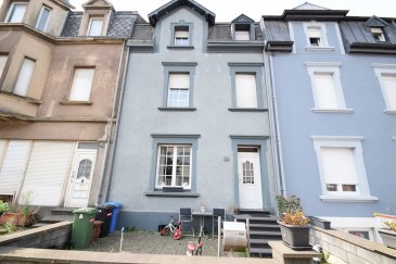 En Exclusivité ImmoHouse vous propose cette charmante maison idéalement située à Oberkorn dans la commune de Differdange.

Sur un terrain de 2,52ares et une surface de 140m² cette charmante maison se compose de :

au re de chaussée:
- Un agréable hall d'entrée
- Un salon/salle à manger
- Une cuisine équipée ouverte sur la pièce de vie

au 1er étage:
- Deux chambres à coucher
- Une salle de bain avec wc et fenetre

Au 2ème étage:
- Deux chambres à coucher
- Une salle de bain avec wc et fenetre
- Un bureau

A cela s'ajoutent: un grand jardin, une cave spacieuse.

Contactez nous pour plus d'informations.