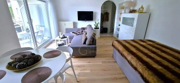 Situé à quelques pas du centre de Bertrange, au deuxième étage d’un immeuble en excellent état avec ascenseur, ce studio de 41 m² vient de bénéficier d’une rénovation, alliant avec justesse confort moderne et authenticité.

Ici, le bruit de la ville s’efface au profit d’un calme absolu. Orienté exclusivement sur une cour intérieure, ce lieu de vie profite d’une sérénité rare en plein centre-ville.

La pièce de vie séduit par ses volumes et son cachet intimiste, contrastant les lignes épurées de la rénovation.

L’espace a été pensé pour la convivialité : un salon lumineux et une cuisine équipée haut de gamme ouverte, offrant la liberté de personnaliser l’équipement et le design de votre futur intérieur.

Une salle de bains avec baignoire, WC et espace buanderie, aux finitions soignées, complète le studio.

L’emplacement premium, le calme et le charme de ce bien en font un produit rare. Que ce soit pour un investissement ou un pied-à-terre élégant, ce studio est une toile blanche prête à accueillir votre histoire.

Une cave vient compléter ce bien ainsi que plusieurs emplacements de parkings réservés à la résidence.

Pour toute information complémentaire ou pour organiser une visite, nous vous invitons à contacter à nous contacter par mail ou par téléphone +352.661.612.546

Le prix affiché s'entend frais d'agence + tva inclus.

REAL G IMMO vous accompagne dans toutes vos démarches administratives et financières. Nous réalisons également une estimation GRATUITE de votre bien si besoin.