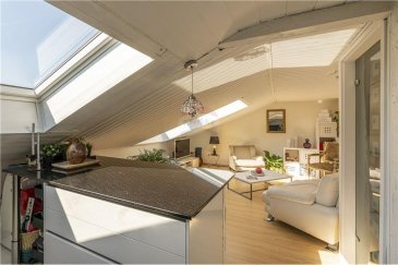 Veuillez contacter Rodrigue Jordens pour de plus amples informations :
- T : +352 621 510 002
- E : rodrigue.jordens@remax.lu

RE/MAX, Spécialiste de l'immobilier à Belvaux, vous propose ce bel appartement 2 chambres avec jardin privé dans une résidence de 1965, rénovée en 2018 (toiture et façade).

L’appartement se trouve au quatrième et dernier étage de la résidence, sans ascenseur. Il se compose de :
- Entrée hall  / Cuisine ouverte entièrement équipée  / salon /  2 chambres à coucher / salle de douche +WC  

Autres pièces faisant partie de la vente :
- Buanderie commune
- Jardin privé à l'arrière de la résidence 

L’appartement se trouve à Belvaux, à 8 minutes de la gare, 2 minutes de l’autoroute, 6 minutes des supermarchés et 
20 minutes de l'aéroport.
- Proximité : commerces, écoles, université, autoroute

Visite virtuelle : https://premium.giraffe360.com/remax-select/92e3ed19555b48d0b898b34c26084e3e/

Frais d’agence RE/MAX : 3 % du prix de vente + TVA à charge de la partie venderesse
Toute offre sera soumise à l’acceptation expresse des vendeurs.