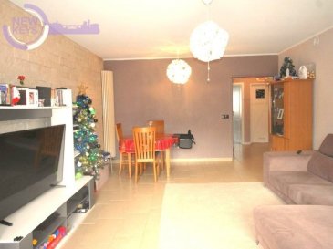 *** Sous Compromis ***
Appartement avec studio indépendant 
New Keys a le plaisir de vous proposer en exclusivité la vente de ce charmant appartement à proximité de toutes commodités au sein de la ville de Schifflange 

L'appartement dispose d'une surface de 78m2 et se compose comme suite:

-Hall d'entrée avec placard
-Cuisine équipée de ± 10 m2
-Living ± 25 m2 avec accès sur terrasse de ± 6 m2
-Chambre 1 de ±15 m2
-Chambre 2 de ± 12 m2
-Salle de douche

Grenier:
-Studio avec salle de douche de ± 24 m2
-Chambre de ±14 m2

A cet agréable appartement s'ajoute un garage privatif 

 N'hésitez pas à nous contacter au 352 621 647 509 ou par mail ahenriques@newkeys.lu pour plus d'informations et/ou une éventuelle visite.

COVID: Pour votre sécurité, nos visites sont effectuées avec des masques.

Le prix s'entend frais d'agence inclus et payable par le vendeur.

Nous recherchons en permanence pour la vente et pour la location, des appartements, maisons, terrains à bâtir pour notre clientèle déjà existante.
N'hésitez pas à nous contacter si vous avez un bien pour la vente ou la location.

Estimation gratuite

Ref agence : 5003469