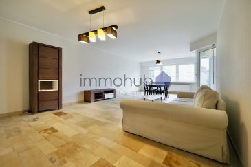 ***Appartement spacieux avec deux chambres, deux balcons, cave et garage-box fermé à Luxembourg-Limpertsberg***

immohub, votre partenaire immobilier à Luxembourg-Limpertsberg, a le plaisir de vous présenter en exclusivité ce spacieux appartement situé au deuxième étage d'une résidence de 11 unités, construite en 1994.

Développant une surface utile de 119,69 m2, cet appartement se distingue par ses beaux volumes, son séjour lumineux, sa cuisine indépendante entièrement équipée ainsi que ses deux chambres à coucher. 
Il dispose également de deux balcons, d'une cave privative et d'un garage-box fermé, offrant un confort appréciable au quotidien.

Composition du bien :

2e étage
-Hall d'entrée : 15,00 m2
-WC séparé : 1,85 m2
-Double séjour lumineux : 41,20 m2 avec accès balcon I
-Cuisine indépendante entièrement équipée : 12,00 m2 avec accès balcon I
-Balcon I : 2,00 m2
-Chambre I : 18,30 m2 avec accès balcon II
-Chambre II : 11,00 m2
-Balcon II : 3,15 m2
-Salle de bain : 6,25 m2

Le bien est complété par une cave privative de 12,66 m2 ainsi qu'un garage-box fermé de 13,20 m2.

Informations complémentaires :
-Année de construction : 1994
-Fenêtres à double vitrage avec châssis PVC
-Volets manuels
-Dalles en béton
-Chauffage au gaz avec radiateurs
-Revêtements de sol : carrelage, pierre naturelle de type Solnhofen et parquet dans les chambres
-Classe énergétique : E/E
-Charges mensuelles : ______
-Garage-box fermé
-Cave privative

Situation et environnement:
L'appartement bénéficie d'une situation recherchée à Luxembourg-Limpertsberg, dans un quartier apprécié pour sa qualité de vie et sa proximité avec le centre-ville.
Les commerces, restaurants, cafés, établissements scolaires, lycées et transports en commun se trouvent à proximité, facilitant les déplacements et le quotidien.
Sa localisation permet de profiter pleinement des avantages de la capitale tout en bénéficiant d'un environnement résidentiel privilégié.
Un bien aux beaux volumes, complété par deux balcons, une cave et un garage-box fermé, dans l'un des quartiers prisés de Luxembourg-Ville.