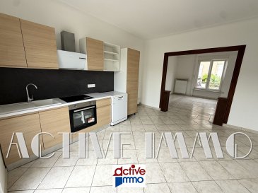Maison Nilvange 5 pièce(s) 100 m2. EN EXCLUSIVITÉ !

Sur la commune de Nilvange, idéalement située en impasse au sein d'un quartier résidentiel calme, venez découvrir cette maison mitoyenne d'un côté d'environ 100 m², édifiée sur une parcelle de 5,43 ares.

Au rez-de-chaussée surélevé, vous profiterez de deux pièces de vie lumineuses et traversantes d'environ 16 m² avec cuisine, donnant accès à une agréable terrasse suspendue surplombant le jardin exposé plein sud.
Ce niveau comprend également une salle d'eau ainsi qu'un WC indépendant.

À l'étage, l'espace nuit se compose de deux belles chambres de 13 m² et 16 m², ainsi que d'une pièce bureau de 8 m², idéale pour le télétravail, en faire un dressing, ou une chambre d'appoint.

Au deuxième étage, les combles déjà isolés et aménagés offrent un potentiel supplémentaire et peuvent facilement accueillir une chambre supplémentaire selon vos besoins.

Côté stationnement, vous bénéficierez d'un garage ainsi que d'une allée pavée privative permettant de garer jusqu'à deux véhicules.

Prestations complémentaires : Pompe à chaleur air/eau, climatisation, double vitrage PVC, volets roulants électriques au rez-de-chaussée
À noter : des travaux sont actuellement en cours de réalisation.

Diagnostics (réalisés le 12/05/2025)
Logement classé C et C pour les émissions de gaz à effet de serre
Les informations sur les risques auxquels ce bien est exposé sont disponibles sur le site Géorisques : www.georisques.gouv.fr

Une belle opportunité à découvrir sans tarder !

Frais d'agence à charge vendeur.
Votre conseiller immobilier : Nicolas Cheillan