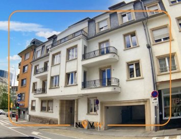 -----
English description below
-----


Emplacement de stationnement intérieur situé dans une résidence avec ascenseur au 2-4 Avenue du X Septembre à Luxembourg-Belair à 5 minutes à pieds du centre-ville.


Visites et informations, contactez :
Novin' Real Estate / Grégory Marchal / +352.691.772.772


-----
English description
-----


Indoor parking space located in a residence with lift at 2-4 Avenue du X Septembre in Luxembourg-Belair, 5 minutes' walk from the city centre.


For visits and information, please contact
Novin' Real Estate / Grégory Marchal / +352.26.19.21.1