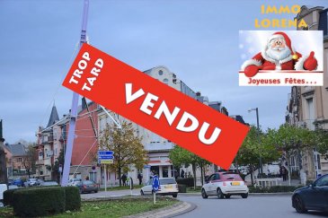 L'agence IMMO LORENA de Pétange a choisi pour vous un appartement de 65 m2 , situé à Esch-sur-Alzette au deuxième étage sans ascenseur, il se compose comme suit:

- Hall d'entrée de 5,50 m2
- Pièce à vivre de 23 m2
- Cuisine séparée toute équipée de 8,50 m2
- Une chambre de 12,61 m2
- Deuxième chambre de 8 m2
- Nouvelle  salle de douche de 4,10 m2 

L'appartement dispose également d'une cave de4,38 m2 et d'un débarras privatif de 1,04 m2

CARACTERISTIQUES DE L'APPARTEMENT:
- Double vitrage 
- Nouvelle chaudière au GAZ de 2016
- L'appartement se trouve au centre-ville d'Esch-sur-Alzette
- Nouvelle salle de douche de l'année 2018
- L'appartement est dans un excellent étal générale.

Pour tout contact:
Joanna RICKAL: + 352 621 36 56 40 
Vitor Pires: +352 691 761 110 
Kevin Dos Santos: +352 691 318 013

L'agence ImmoLorena est à votre disposition pour toutes vos recherches ainsi que pour vos transactions LOCATIONS ET VENTES au Luxembourg, en France et en Belgique. Nous sommes également ouverts les samedis de 10h à 19h sans interruption.