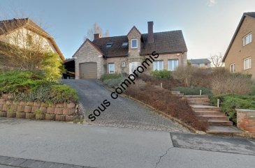 !!! SOUS COMPROMIS !!!

REMAX Forum, (tél: 621 167 173) spécialiste de l'immobilier, vous présente cette charmante maison de 140 m2 habitables, libre de 4 cotés et érigée sur un terrain de 7,64 ares.
La maison ce trouve dans un lotissement très calme sans issue du village de BISSEN.

DESCRIPTION:

Rez-de-chaussée:

- Hall d'entrée.
- WC séparé.
- Vestaire 
- Petite chambre d'environ 8 m2 pouvant servir de büro, chambre bébé ou rangement.
- Cuisine ouverte Bulthaupt sur salle à manger et le living avec accès à la terrasse et le jardin.
- Feu ouvert.
- Buanderie/rangement avec accès à la terrasse et le jardin.
- Garage 1 voiture.
- Car-port à côté de la maison.

A l'étage:

- une grande mézzanine pouvant servir de bureau ou espace de jeux enfants
- 3 chambres à coucher d'environ 16m2, 14m2 et 11m2.
- 1 salle de douche.

A l'extèrieur:

- Vaste terrasse
- Beau jardin avec cabanne

Divers traveaux effectués au courant des années:
 r-de-ch:  2006 nouveau carrelage,chauffage Buderus, 2009 nouvelle cuisine, triple vitrage et porte d'entrée.
 à l'étage: 2009 nouveau parquet, nouvelle salle de douche, velux avec volets automatiques.
Ref agence :2234426