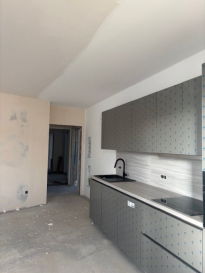 wkimmo promotions vous présente un appartement tout nouveau : se compose comme suit: hall d'entrée, séjour avec cuisine super équipée donnant sur une belle loggia de 8,15 m2 une chambre à coucher et une spacieuse salle de douche. le loyer comprend aussi les charges. info et visite contactez Mme Jenai au 621216818.